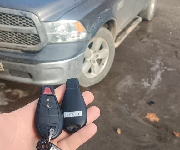 Сірий Додж RAM, об'ємом двигуна 3 л та пробігом 280 тис. км за 25500 $, фото 3 на Automoto.ua