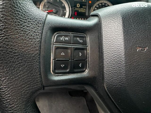 Сірий Додж RAM, об'ємом двигуна 5.7 л та пробігом 91 тис. км за 24490 $, фото 31 на Automoto.ua