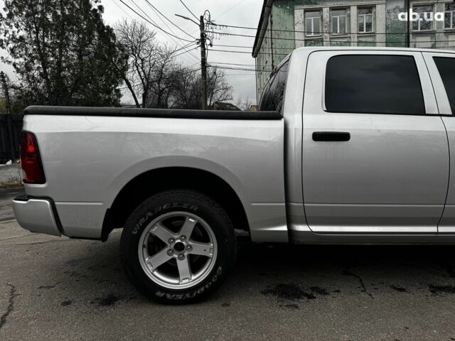Сірий Додж RAM, об'ємом двигуна 5.7 л та пробігом 91 тис. км за 24490 $, фото 10 на Automoto.ua