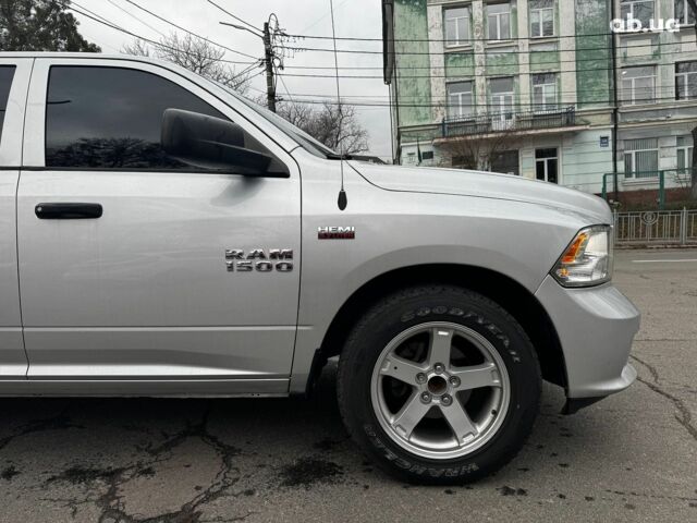 Сірий Додж RAM, об'ємом двигуна 5.7 л та пробігом 91 тис. км за 24490 $, фото 8 на Automoto.ua