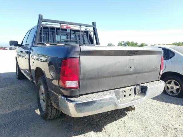 Сірий Додж RAM, об'ємом двигуна 5.7 л та пробігом 120 тис. км за 14500 $, фото 2 на Automoto.ua
