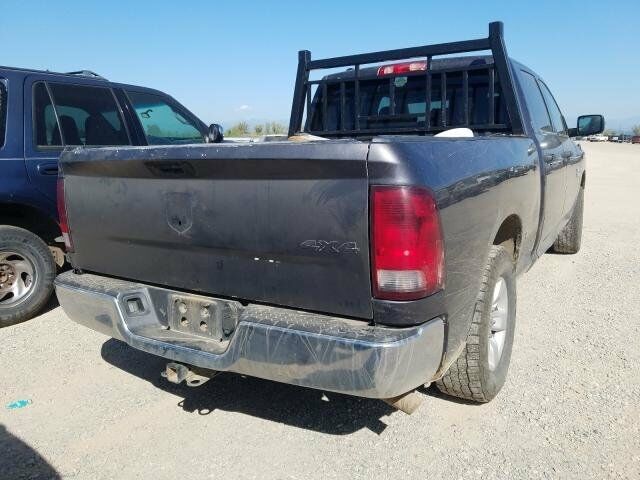 Сірий Додж RAM, об'ємом двигуна 5.7 л та пробігом 120 тис. км за 14500 $, фото 4 на Automoto.ua