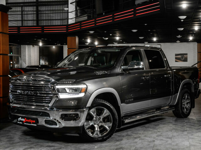 Сірий Додж RAM, об'ємом двигуна 5.7 л та пробігом 28 тис. км за 49900 $, фото 2 на Automoto.ua
