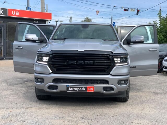 Серый Додж РАМ, объемом двигателя 5.7 л и пробегом 65 тыс. км за 41990 $, фото 19 на Automoto.ua