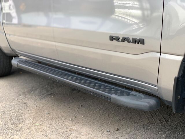 Серый Додж РАМ, объемом двигателя 5.7 л и пробегом 65 тыс. км за 41990 $, фото 20 на Automoto.ua