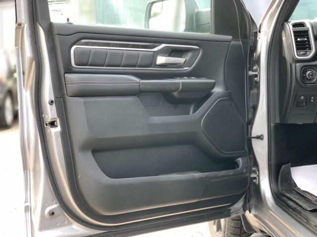 Серый Додж РАМ, объемом двигателя 5.7 л и пробегом 65 тыс. км за 41990 $, фото 36 на Automoto.ua