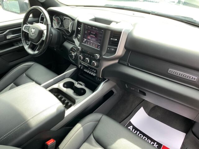 Серый Додж РАМ, объемом двигателя 5.7 л и пробегом 65 тыс. км за 41990 $, фото 5 на Automoto.ua