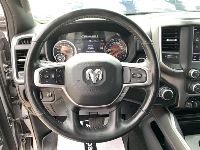 Серый Додж РАМ, объемом двигателя 5.7 л и пробегом 65 тыс. км за 41990 $, фото 4 на Automoto.ua