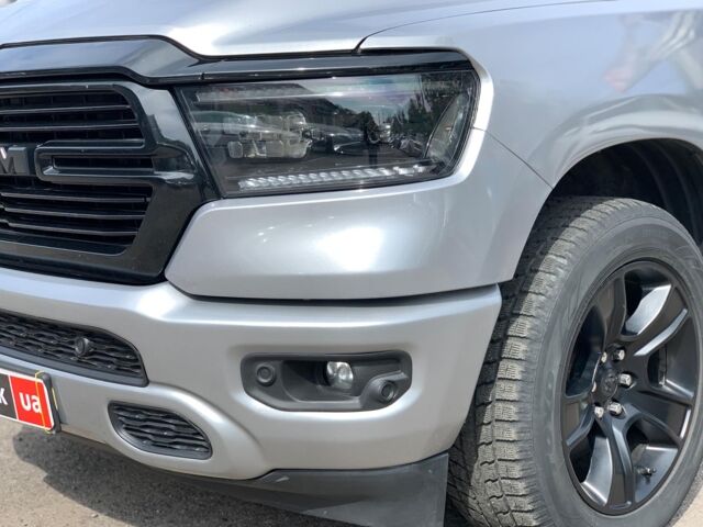 Серый Додж РАМ, объемом двигателя 5.7 л и пробегом 65 тыс. км за 41990 $, фото 18 на Automoto.ua