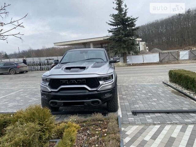 Сірий Додж RAM, об'ємом двигуна 6.17 л та пробігом 24 тис. км за 135000 $, фото 1 на Automoto.ua