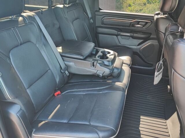 Додж РАМ 2021 в Белой Церкве на Automoto.ua Серый Додж РАМ, объемом двигателя 3 л и пробегом 99 тыс. км за 52990 $, фото 7 на Automoto.ua