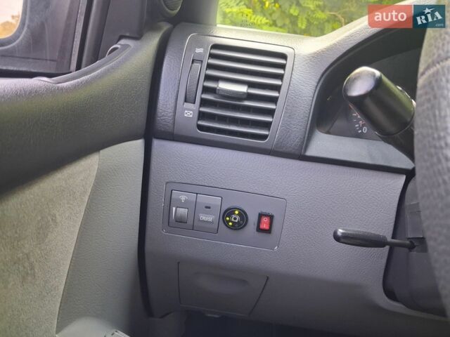 Сірий Додж RAM, об'ємом двигуна 5.7 л та пробігом 124 тис. км за 40120 $, фото 3 на Automoto.ua