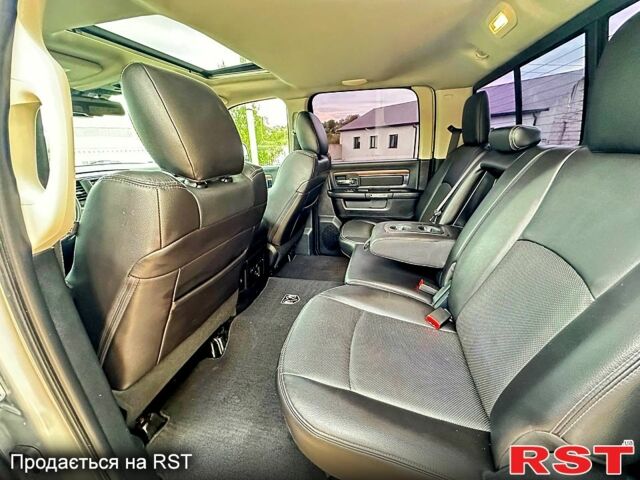 Серый Додж РАМ, объемом двигателя 3 л и пробегом 221 тыс. км за 29500 $, фото 11 на Automoto.ua