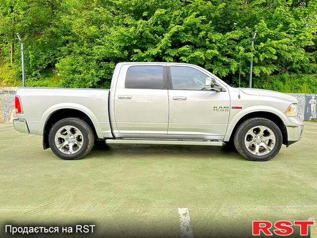 Серый Додж РАМ, объемом двигателя 3 л и пробегом 221 тыс. км за 29500 $, фото 6 на Automoto.ua