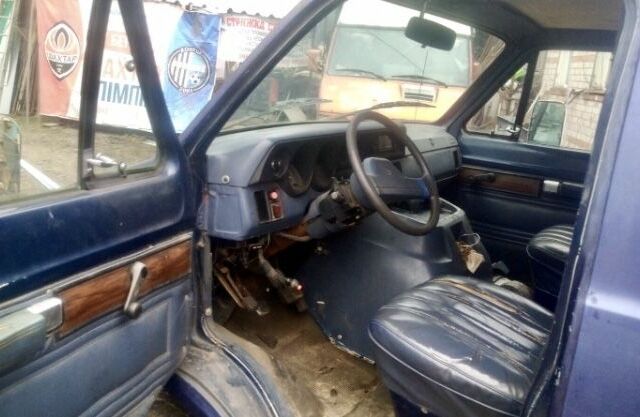 Синий Додж РАМ, объемом двигателя 2.3 л и пробегом 68 тыс. км за 4511 $, фото 4 на Automoto.ua