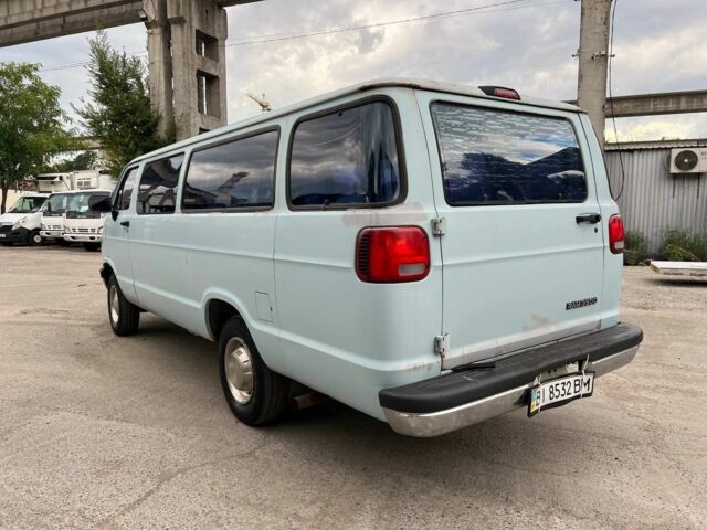 Синий Додж РАМ, объемом двигателя 5.9 л и пробегом 650 тыс. км за 4400 $, фото 7 на Automoto.ua