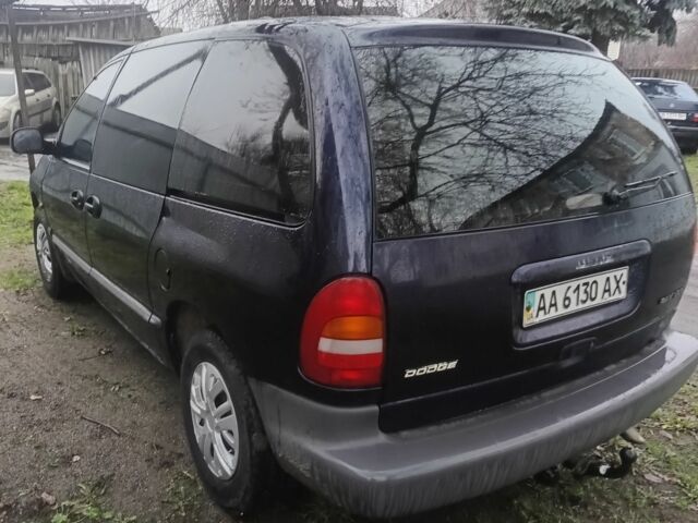 Синий Додж РАМ, объемом двигателя 2 л и пробегом 360 тыс. км за 3000 $, фото 2 на Automoto.ua