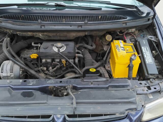 Синий Додж РАМ, объемом двигателя 2.5 л и пробегом 297 тыс. км за 3300 $, фото 4 на Automoto.ua