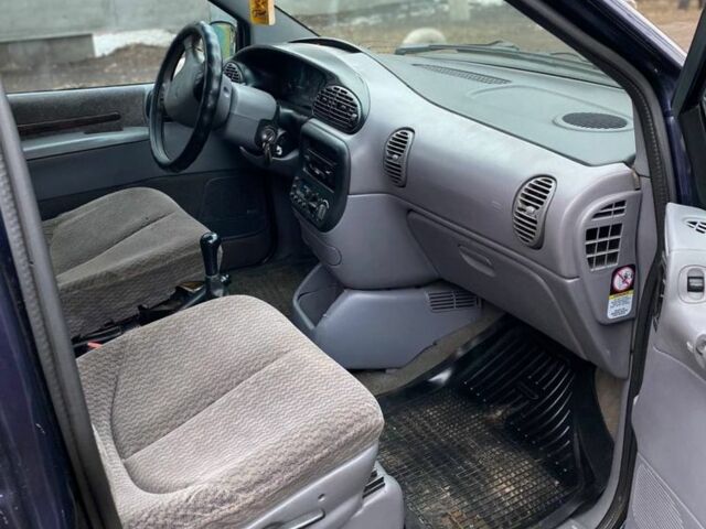Синий Додж РАМ, объемом двигателя 2.5 л и пробегом 515 тыс. км за 2999 $, фото 6 на Automoto.ua
