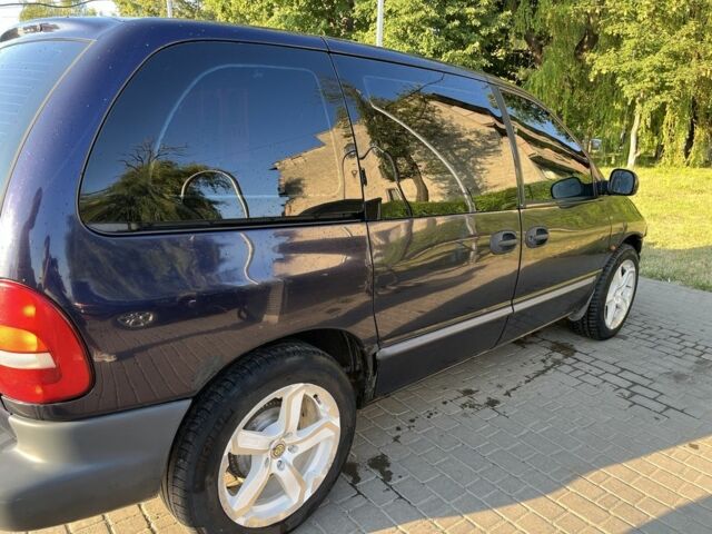Синий Додж РАМ, объемом двигателя 2.4 л и пробегом 312 тыс. км за 2800 $, фото 6 на Automoto.ua