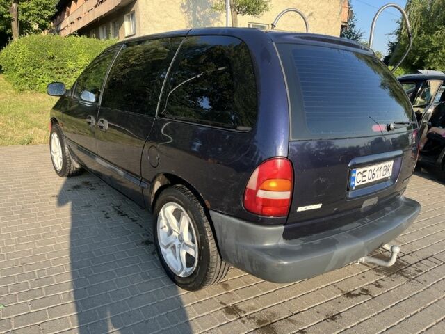 Синий Додж РАМ, объемом двигателя 2.4 л и пробегом 312 тыс. км за 2800 $, фото 2 на Automoto.ua