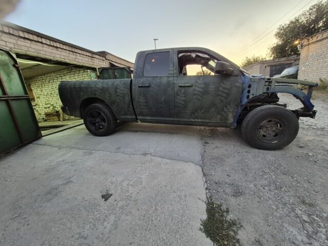 Синий Додж РАМ, объемом двигателя 5.7 л и пробегом 156 тыс. км за 9000 $, фото 1 на Automoto.ua