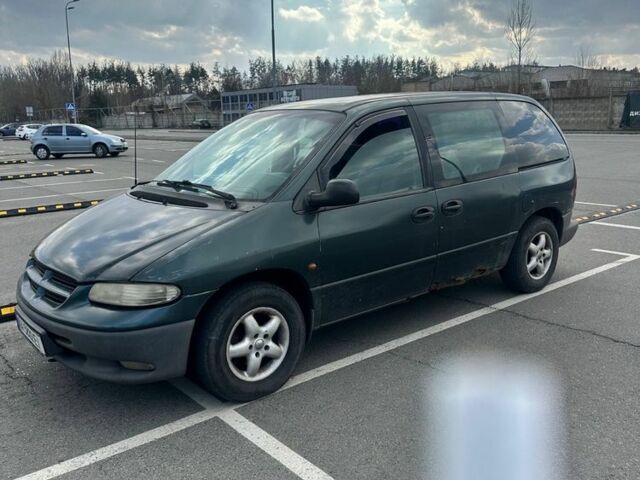 Зеленый Додж РАМ, объемом двигателя 2.5 л и пробегом 400 тыс. км за 1580 $, фото 1 на Automoto.ua