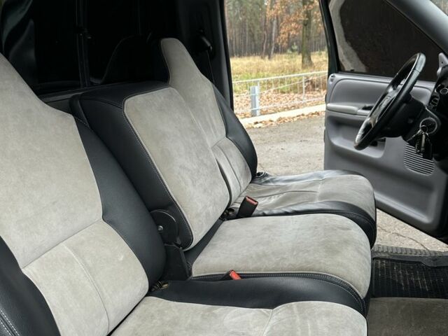 Зелений Додж RAM, об'ємом двигуна 3.9 л та пробігом 340 тис. км за 6300 $, фото 12 на Automoto.ua