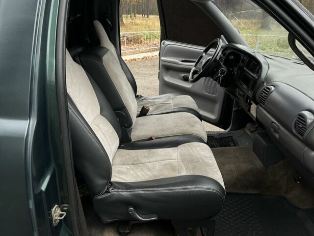 Зелений Додж RAM, об'ємом двигуна 3.9 л та пробігом 340 тис. км за 6300 $, фото 14 на Automoto.ua