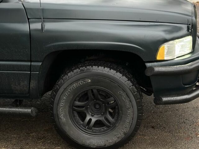 Зелений Додж RAM, об'ємом двигуна 3.9 л та пробігом 340 тис. км за 6300 $, фото 4 на Automoto.ua