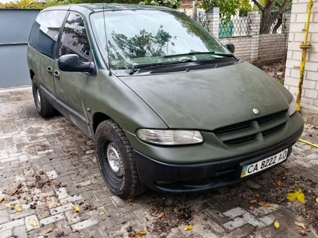 Зеленый Додж РАМ, объемом двигателя 2.5 л и пробегом 400 тыс. км за 2500 $, фото 4 на Automoto.ua