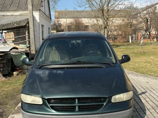 Зеленый Додж РАМ, объемом двигателя 2.5 л и пробегом 330 тыс. км за 3200 $, фото 1 на Automoto.ua