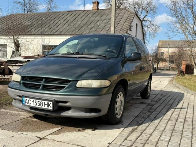 Зеленый Додж РАМ, объемом двигателя 2.5 л и пробегом 330 тыс. км за 3200 $, фото 2 на Automoto.ua