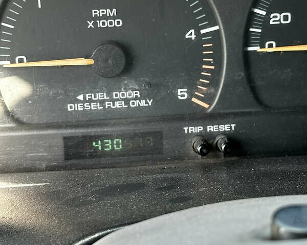 Белый Додж Рам Ван, объемом двигателя 2.5 л и пробегом 430 тыс. км за 1350 $, фото 6 на Automoto.ua