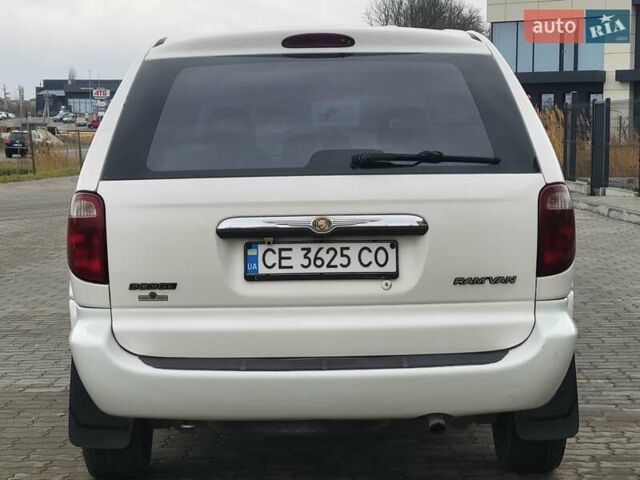 Белый Додж Рам Ван, объемом двигателя 2.5 л и пробегом 201 тыс. км за 4999 $, фото 20 на Automoto.ua