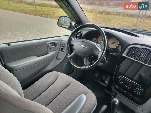 Белый Додж Рам Ван, объемом двигателя 2.5 л и пробегом 201 тыс. км за 4999 $, фото 34 на Automoto.ua