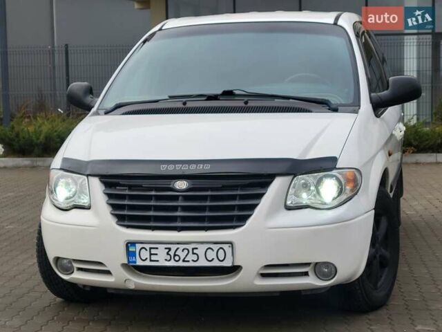 Белый Додж Рам Ван, объемом двигателя 2.5 л и пробегом 201 тыс. км за 4999 $, фото 5 на Automoto.ua