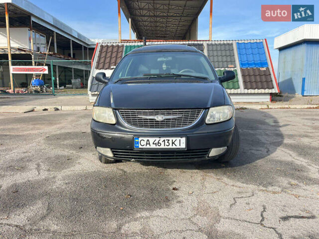 Черный Додж Рам Ван, объемом двигателя 2.5 л и пробегом 200 тыс. км за 2999 $, фото 5 на Automoto.ua