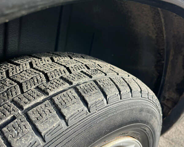 Черный Додж Рам Ван, объемом двигателя 2.5 л и пробегом 200 тыс. км за 2999 $, фото 19 на Automoto.ua