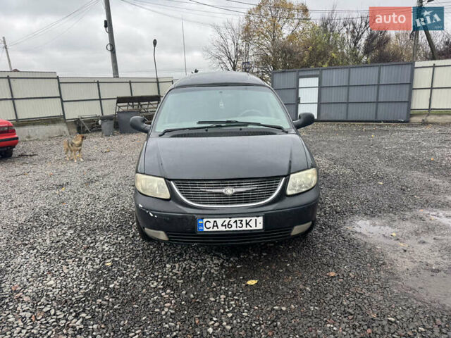 Чорний Додж Ram Van, об'ємом двигуна 2.5 л та пробігом 180 тис. км за 2700 $, фото 1 на Automoto.ua