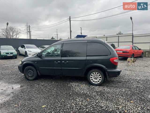 Чорний Додж Ram Van, об'ємом двигуна 2.5 л та пробігом 180 тис. км за 2700 $, фото 3 на Automoto.ua