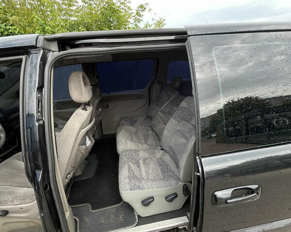 Чорний Додж Ram Van, об'ємом двигуна 2.5 л та пробігом 345 тис. км за 3450 $, фото 12 на Automoto.ua