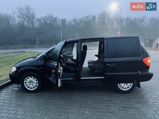 Чорний Додж Ram Van, об'ємом двигуна 2.5 л та пробігом 280 тис. км за 3999 $, фото 15 на Automoto.ua