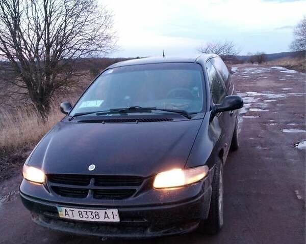 Додж Ram Van, об'ємом двигуна 2.5 л та пробігом 200 тис. км за 3600 $, фото 1 на Automoto.ua