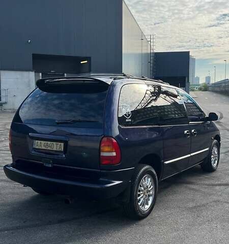 Додж Рам Ван, объемом двигателя 2.4 л и пробегом 400 тыс. км за 3999 $, фото 9 на Automoto.ua