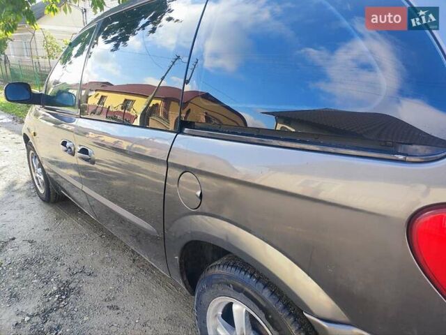 Додж Рам Ван 2003 в Гусятине на Automoto.ua Серый Додж Рам Ван, объемом двигателя 2.5 л и пробегом 310 тыс. км за 4300 $, фото 6 на Automoto.ua