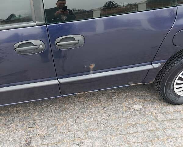 Синий Додж Рам Ван, объемом двигателя 2.4 л и пробегом 377 тыс. км за 2500 $, фото 11 на Automoto.ua