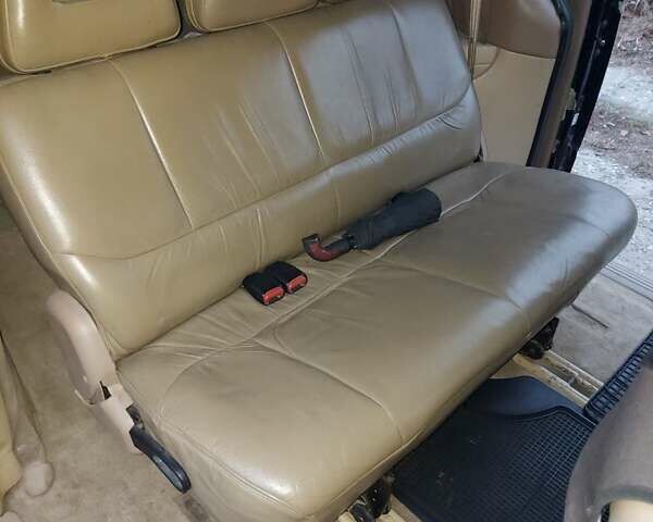 Синий Додж Рам Ван, объемом двигателя 2.4 л и пробегом 377 тыс. км за 2500 $, фото 4 на Automoto.ua