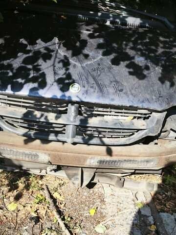 Синий Додж Рам Ван, объемом двигателя 2.5 л и пробегом 200 тыс. км за 2354 $, фото 7 на Automoto.ua