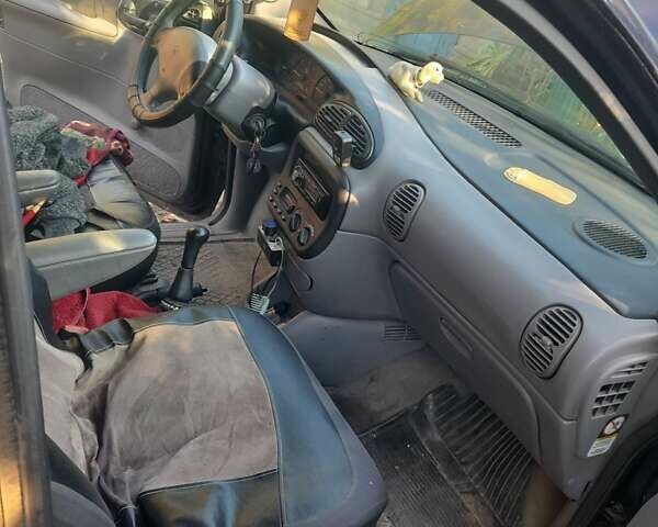 Синий Додж Рам Ван, объемом двигателя 0 л и пробегом 350 тыс. км за 2700 $, фото 1 на Automoto.ua